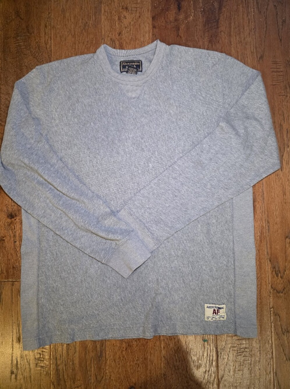 Abercrombie & Fitch Light Gray Crewneck Longsleeve